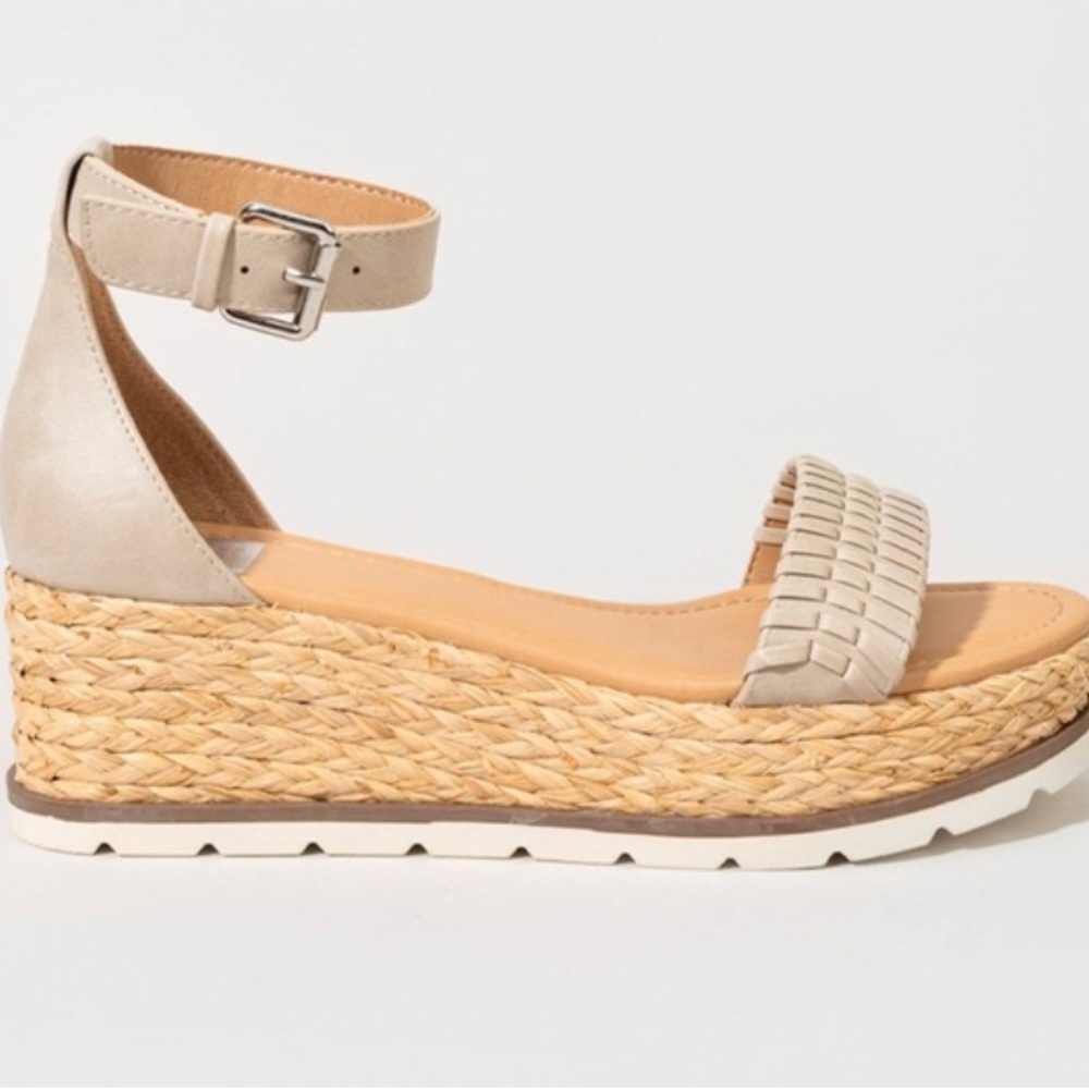 Dolce Vita platform straw sandals vegan leather size 9